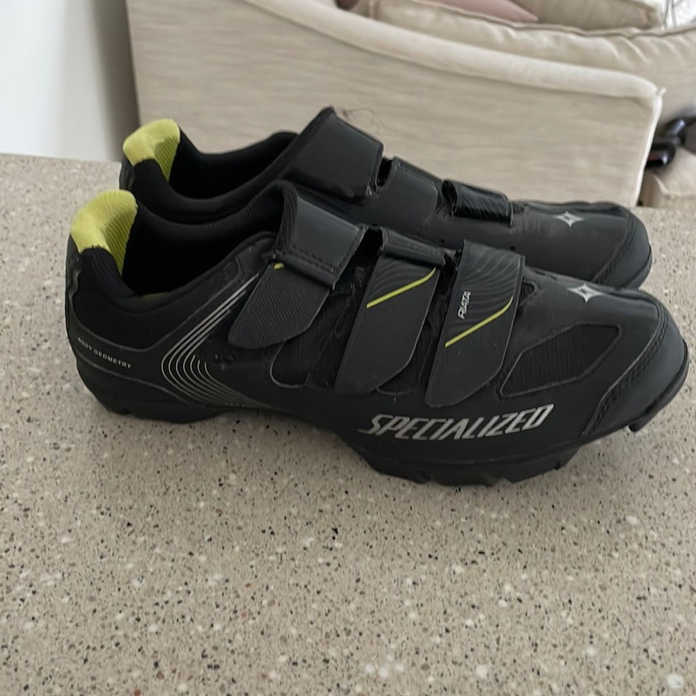 Spin shoes
